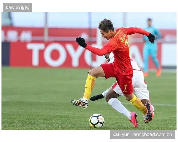 浙江队小将王钰栋表现抢眼，半程贡献5球3助攻，领衔U23射手榜。